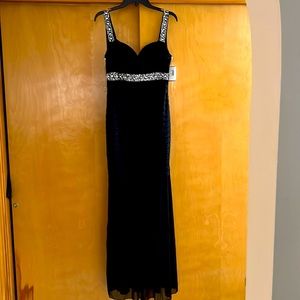 Formal black prom dress size 7